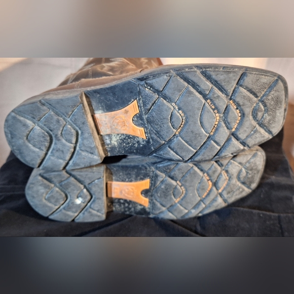 ARIAT Distressed Brown Western Boots - Picture 8 of 11